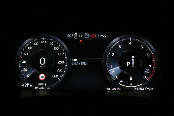 Volvo XC40 2.0 B4 Momentum Business > Camera/Adaptive Cruise Control/Stoelverwarming/All season banen...