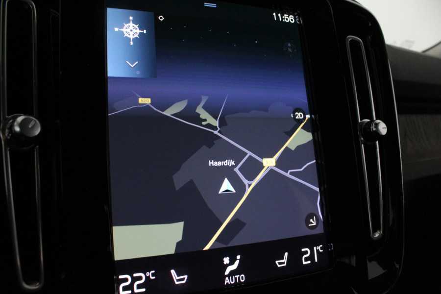Volvo XC40 2.0 B4 Momentum Business > Camera/Adaptive Cruise Control/Stoelverwarming/All season banen...