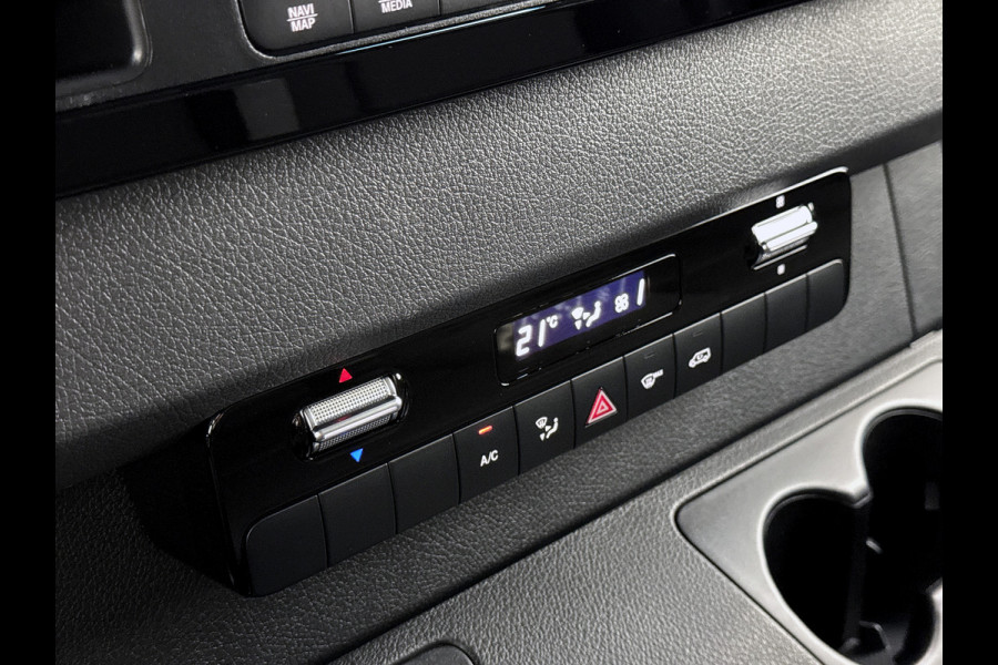 Mercedes-Benz Sprinter 319 CDI L2H1 Pro Led Trekhaak Navigatie Parkeerpakket Carplay Betimmering BPM vrij Stoelverwarming