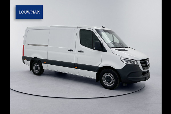 Mercedes-Benz Sprinter 319 CDI L2H1 Pro Led Trekhaak Navigatie Parkeerpakket Carplay Betimmering BPM vrij Stoelverwarming