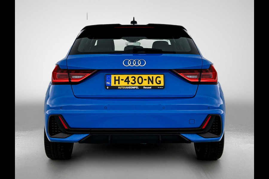 Audi A1 Sportback 30 TFSI S Line edition one | NAVI | STOELVERWARMING | CLIMAT CONTROL | PARKEER SENSOREN V+A