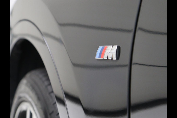 BMW X1 sDrive18i High Executive | Panoramadak | Leder | Stoelverwarming | Cruise control | Head-up | Navigatie | Bluetooth | Interieurverlichting | Elektrische achterklep | Trekhaak