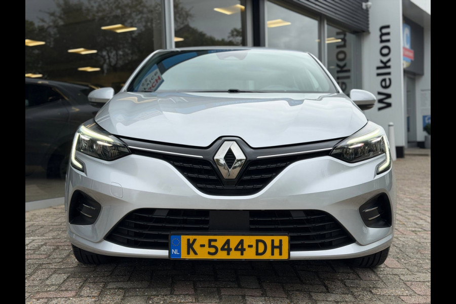 Renault Clio 1.6 E-Tech Hybrid 140 Intens Carplay / Parkeersensoren / Full LED / Clima