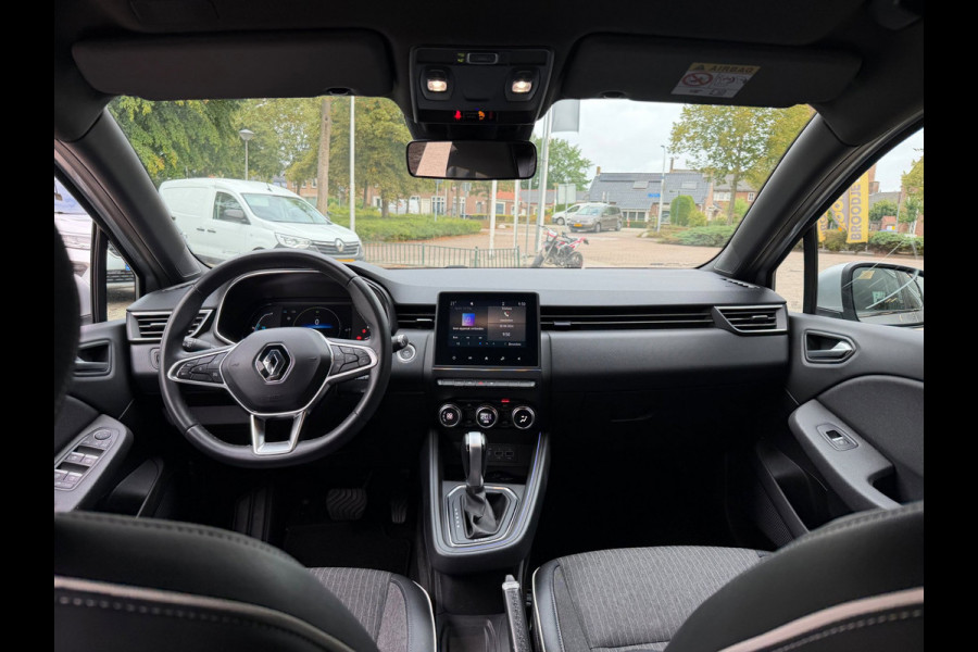 Renault Clio 1.6 E-Tech Hybrid 140 Intens Carplay / Parkeersensoren / Full LED / Clima