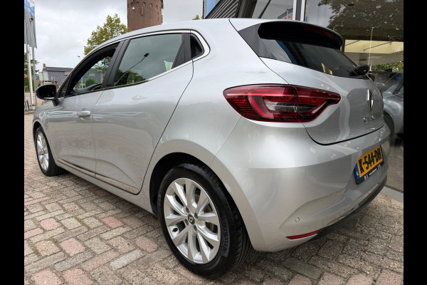 Renault Clio 1.6 E-Tech Hybrid 140 Intens Carplay / Parkeersensoren / Full LED / Clima