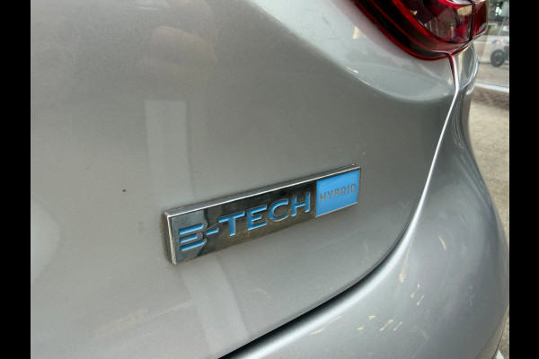 Renault Clio 1.6 E-Tech Hybrid 140 Intens Carplay / Parkeersensoren / Full LED / Clima