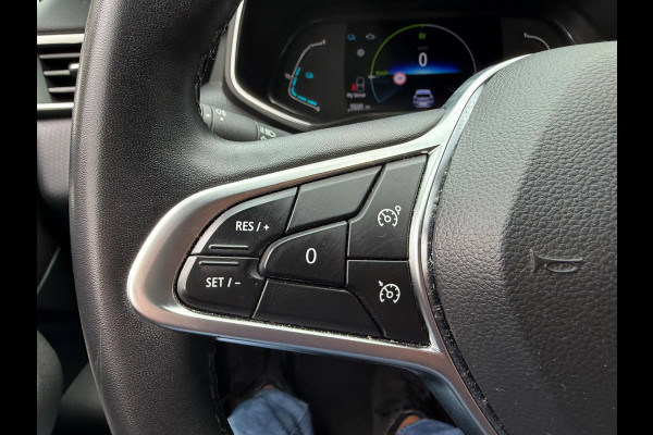 Renault Clio 1.6 E-Tech Hybrid 140 Intens Carplay / Parkeersensoren / Full LED / Clima