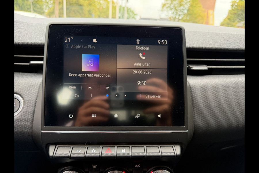 Renault Clio 1.6 E-Tech Hybrid 140 Intens Carplay / Parkeersensoren / Full LED / Clima