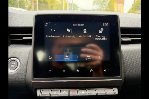 Renault Clio 1.6 E-Tech Hybrid 140 Intens Carplay / Parkeersensoren / Full LED / Clima