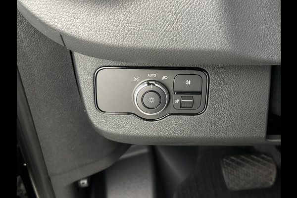 Mercedes-Benz Sprinter 317 CDI L2H2 30 JAAR EDITION Leder Vanstep Trekhaak 3500kg Navigatie Led MAK Safari Trekhaak