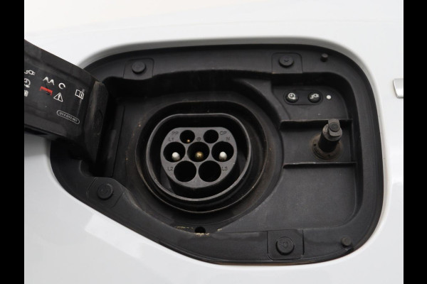 Audi Q3 45 TFSI e edition | SOH 90% | Virtual cockpit | Cruise control | Climate control | Bluetooth | DAB+ | Navigatie | SONOS audio