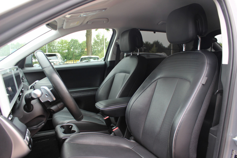 Hyundai IONIQ 5 Connect+ 73kWh / SoH 94,8% / Trekhaak / Camera / Head-up / Leder / CarPlay / V2L / 19'' / Warmtepomp / Stoelverwarming / Dodehoek / DAB / ACC
