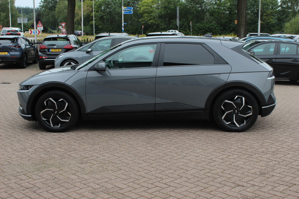 Hyundai IONIQ 5 Connect+ 73kWh / SoH 94,8% / Trekhaak / Camera / Head-up / Leder / CarPlay / V2L / 19'' / Warmtepomp / Stoelverwarming / Dodehoek / DAB / ACC