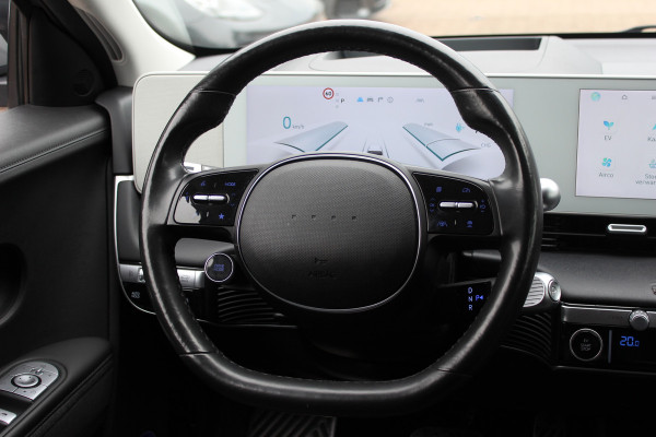 Hyundai IONIQ 5 Connect+ 73kWh / SoH 94,8% / Trekhaak / Camera / Head-up / Leder / CarPlay / V2L / 19'' / Warmtepomp / Stoelverwarming / Dodehoek / DAB / ACC