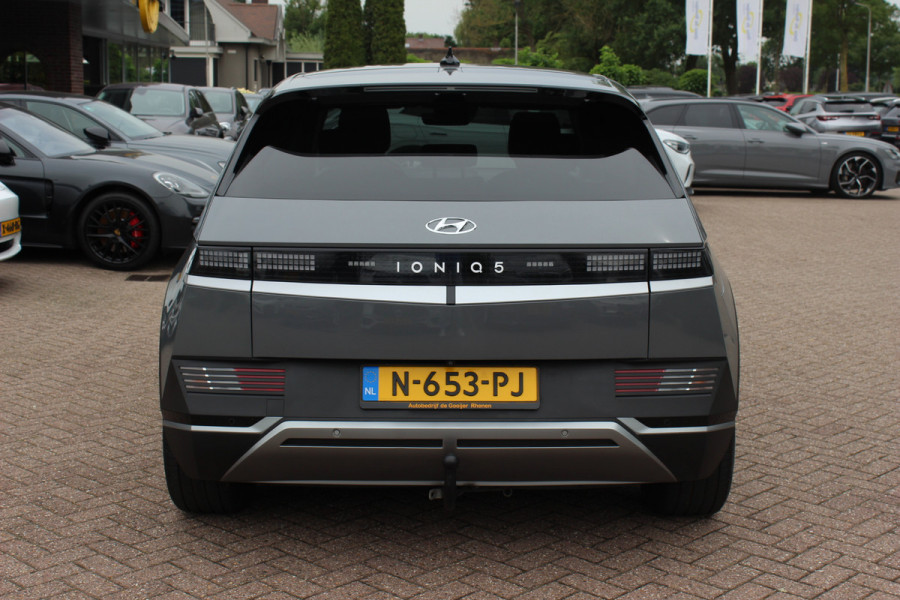 Hyundai IONIQ 5 Connect+ 73kWh / SoH 94,8% / Trekhaak / Camera / Head-up / Leder / CarPlay / V2L / 19'' / Warmtepomp / Stoelverwarming / Dodehoek / DAB / ACC