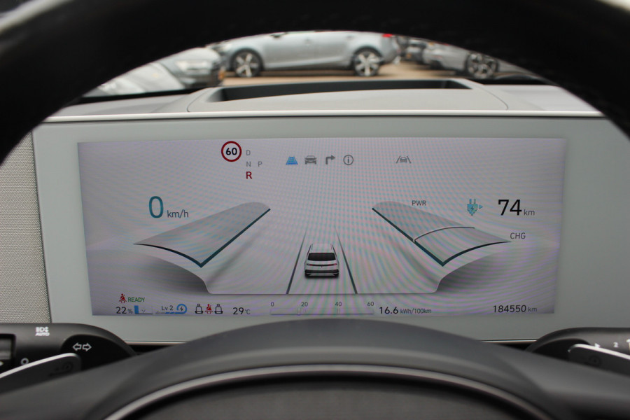 Hyundai IONIQ 5 Connect+ 73kWh / SoH 94,8% / Trekhaak / Camera / Head-up / Leder / CarPlay / V2L / 19'' / Warmtepomp / Stoelverwarming / Dodehoek / DAB / ACC