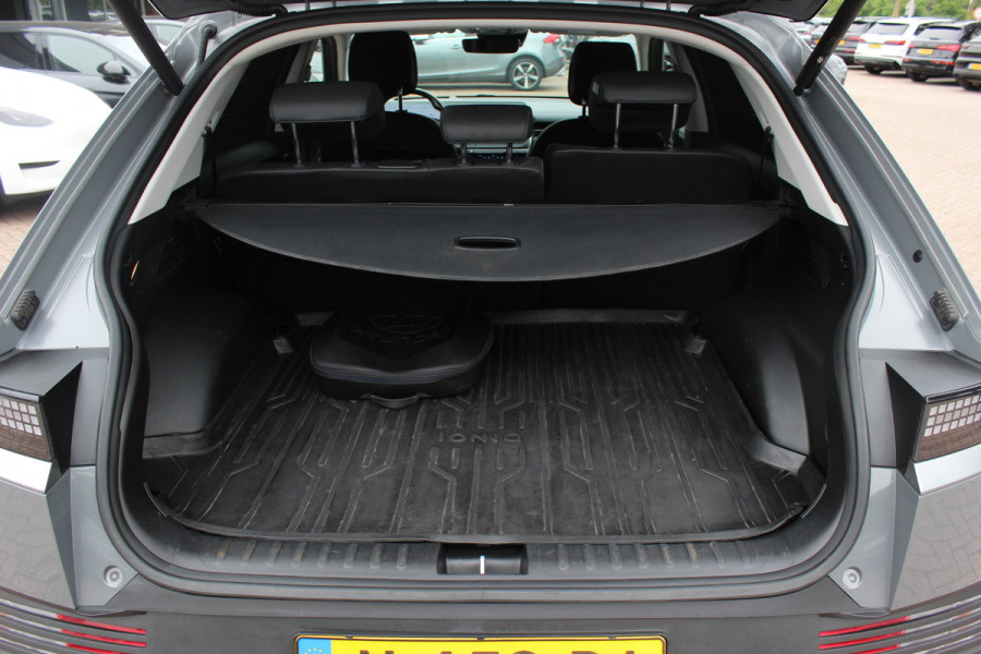 Hyundai IONIQ 5 Connect+ 73kWh / SoH 94,8% / Trekhaak / Camera / Head-up / Leder / CarPlay / V2L / 19'' / Warmtepomp / Stoelverwarming / Dodehoek / DAB / ACC