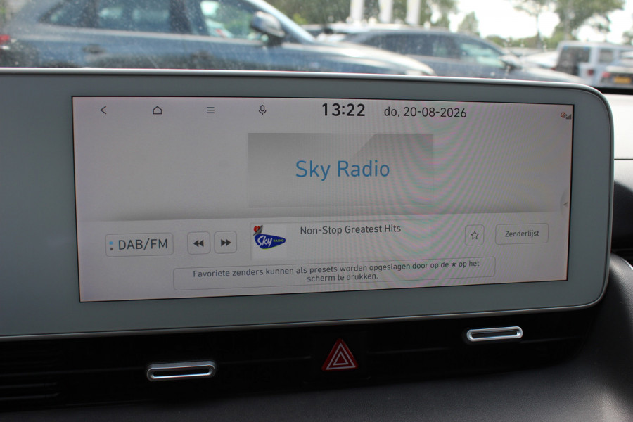 Hyundai IONIQ 5 Connect+ 73kWh / SoH 94,8% / Trekhaak / Camera / Head-up / Leder / CarPlay / V2L / 19'' / Warmtepomp / Stoelverwarming / Dodehoek / DAB / ACC