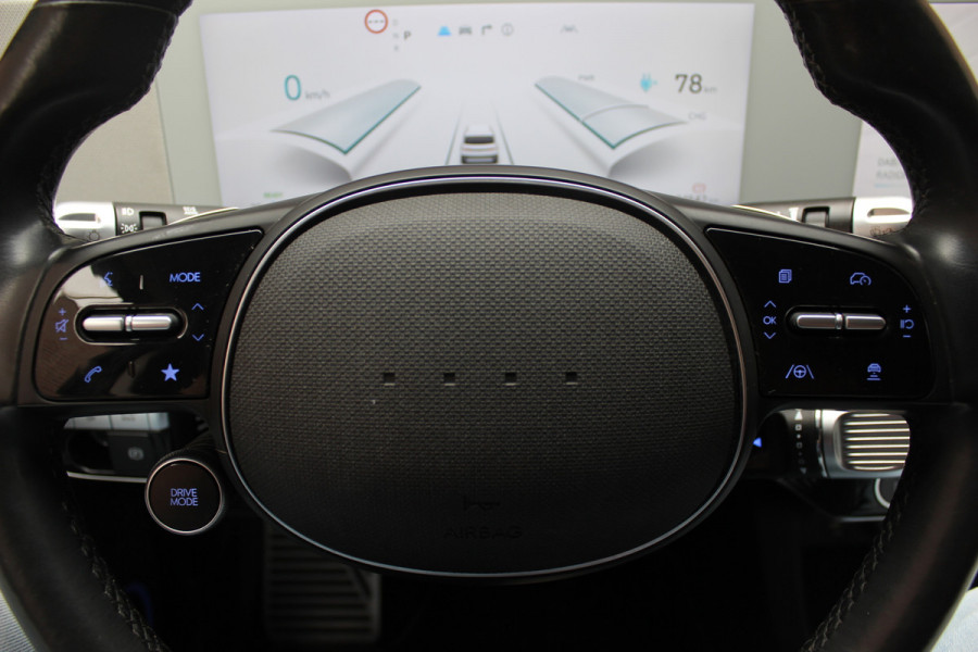 Hyundai IONIQ 5 Connect+ 73kWh / SoH 94,8% / Trekhaak / Camera / Head-up / Leder / CarPlay / V2L / 19'' / Warmtepomp / Stoelverwarming / Dodehoek / DAB / ACC