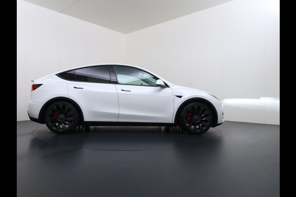 Tesla Model Y Performance AWD 75 kWh VAN:43.900,- VOOR:40.877,- UW HERFSTVOORDEEL:3.023,- SOH 94% | AFN. TREKHAAK | 21 INCH TURBINE VELGEN | TESLA GARANTIE T/M 01-2028 OF 80.000 KM | ACCU & AANDRIJFLIJN GARANTIE T/M 01-2032 OF 192.000 KM | ALL IN RIJKLAAR PRIJS |