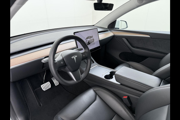 Tesla Model Y Performance AWD 75 kWh VAN:43.900,- VOOR:40.877,- UW HERFSTVOORDEEL:3.023,- SOH 94% | AFN. TREKHAAK | 21 INCH TURBINE VELGEN | TESLA GARANTIE T/M 01-2028 OF 80.000 KM | ACCU & AANDRIJFLIJN GARANTIE T/M 01-2032 OF 192.000 KM | ALL IN RIJKLAAR PRIJS |