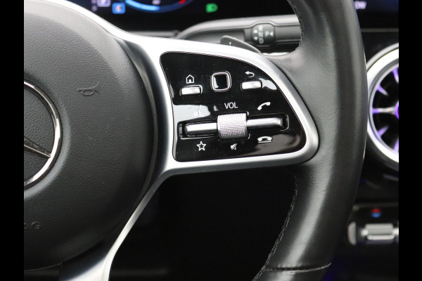 Mercedes-Benz Glb 200 Premium Pano, Distronic, Memory, Burmester