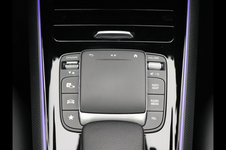 Mercedes-Benz Glb 200 Premium Pano, Distronic, Memory, Burmester