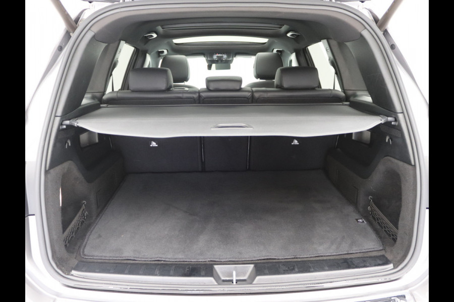 Mercedes-Benz Glb 200 Premium Pano, Distronic, Memory, Burmester