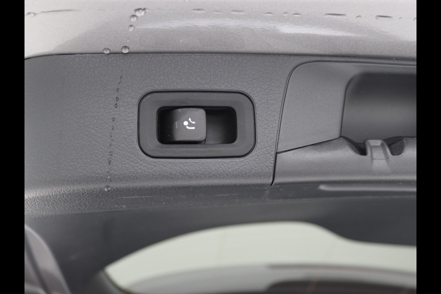 Mercedes-Benz Glb 200 Premium Pano, Distronic, Memory, Burmester