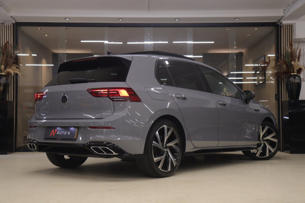 Volkswagen Golf 1.5 eTSI R-Line Business PANO/CAM/CARPLAY/ACC/VOL