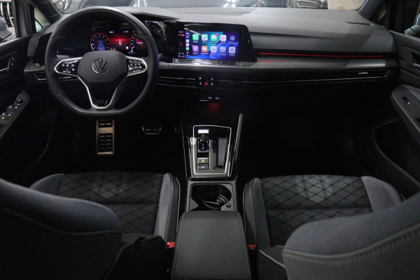 Volkswagen Golf 1.5 eTSI R-Line Business PANO/CAM/CARPLAY/ACC/VOL