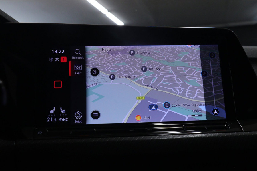 Volkswagen Golf 1.5 eTSI R-Line Business PANO/CAM/CARPLAY/ACC/VOL