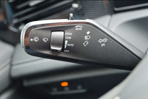 Volkswagen Tiguan NIEUW 1.5 eHybrid Life Edition SUPERDEAL! STOEL/STUUR VEWRW> 360 CAMERA