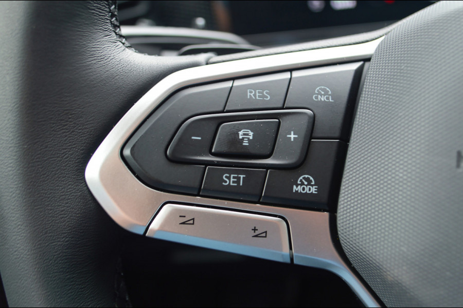 Volkswagen Tiguan NIEUW 1.5 eHybrid Life Edition SUPERDEAL! STOEL/STUUR VEWRW> 360 CAMERA