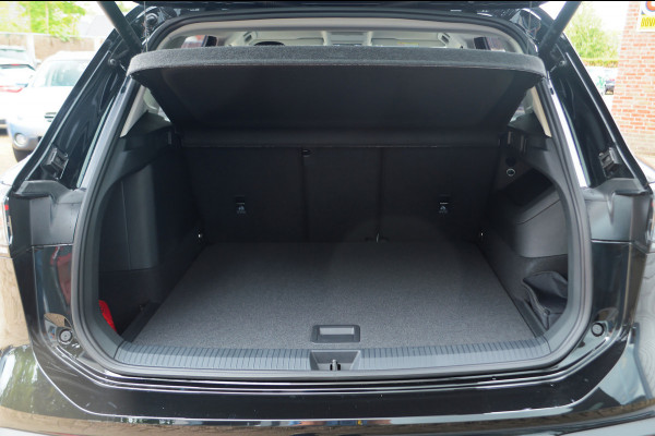Volkswagen Tiguan NIEUW 1.5 eHybrid Life Edition SUPERDEAL! STOEL/STUUR VEWRW> 360 CAMERA