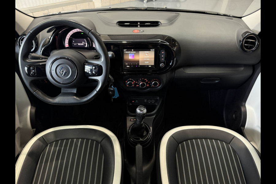 Renault Twingo 0.9 TCe Intens | Navi | Cabrio dak | 16" | PDC | Airco | Cruise | Stoelverwarming |