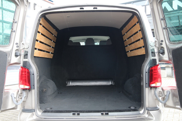 Volkswagen Transporter 2.0 TDI 150 | Aut. | DC | L2H1 | Navi | Camera | Airco..