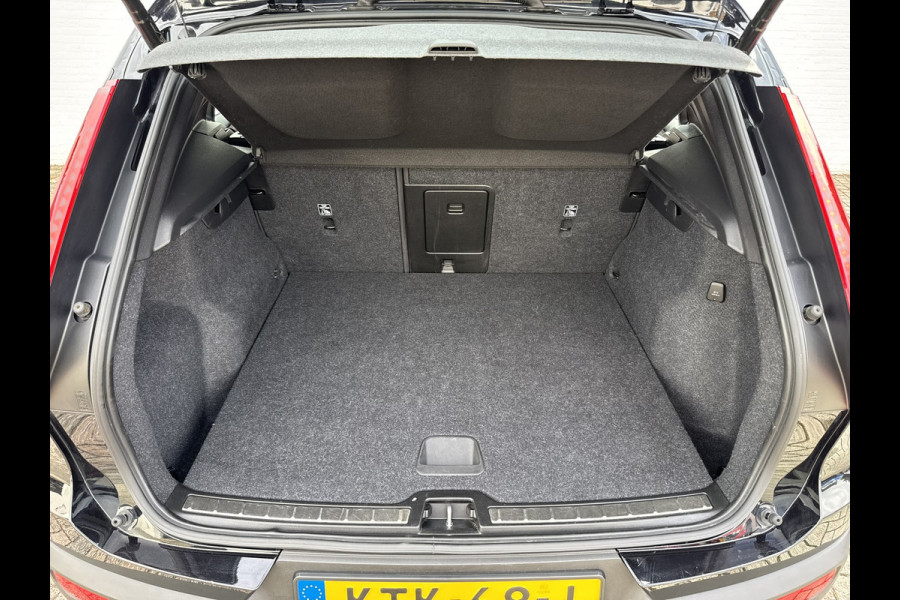 Volvo XC40 1.5 T2 Inscription Trekhaak Adaptive cruise Camera CarPlay Navigatie Elektrische klep