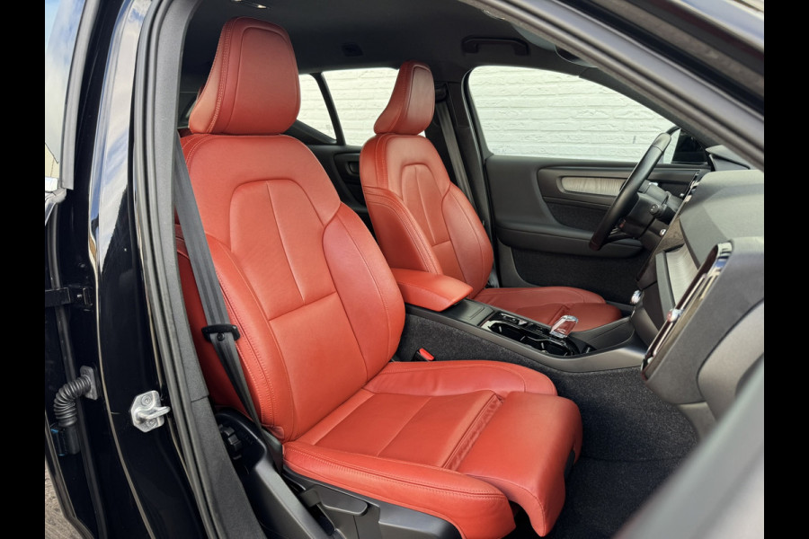 Volvo XC40 1.5 T2 Inscription Trekhaak Adaptive cruise Camera CarPlay Navigatie Elektrische klep