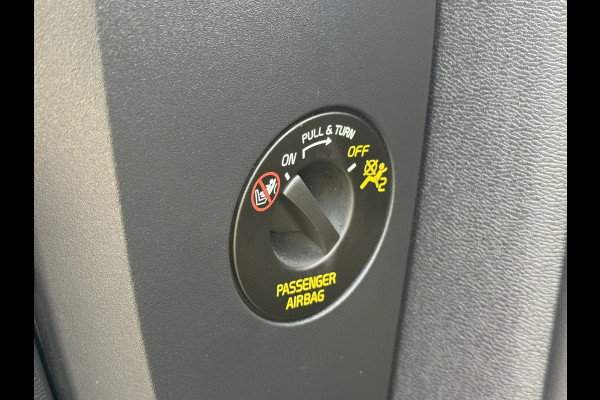 Volvo XC40 1.5 T2 Inscription Trekhaak Adaptive cruise Camera CarPlay Navigatie Elektrische klep