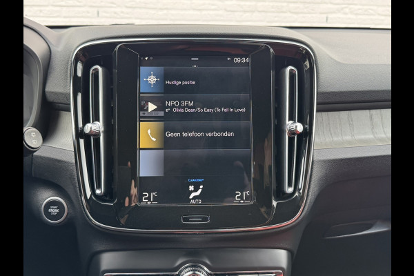 Volvo XC40 1.5 T2 Inscription Trekhaak Adaptive cruise Camera CarPlay Navigatie Elektrische klep