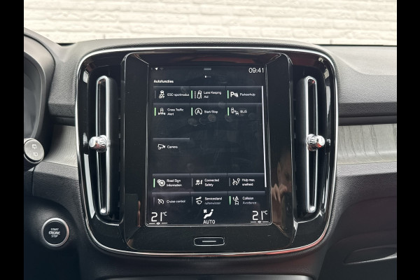 Volvo XC40 1.5 T2 Inscription Trekhaak Adaptive cruise Camera CarPlay Navigatie Elektrische klep