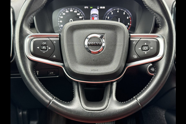 Volvo XC40 1.5 T2 Inscription Trekhaak Adaptive cruise Camera CarPlay Navigatie Elektrische klep