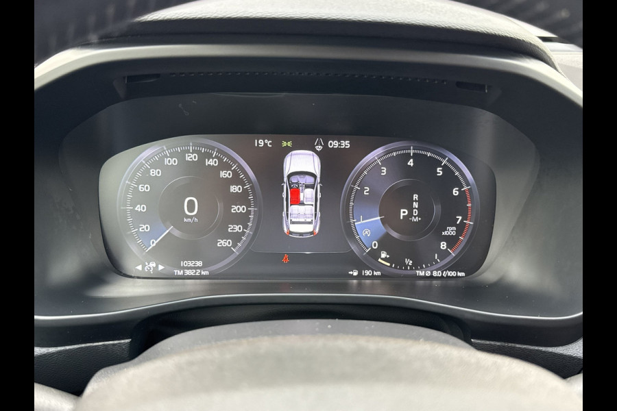 Volvo XC40 1.5 T2 Inscription Trekhaak Adaptive cruise Camera CarPlay Navigatie Elektrische klep