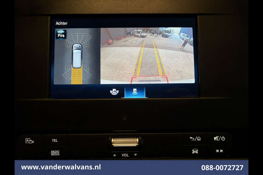 Mercedes-Benz Sprinter 317 CDI 170pk L2H2 Euro6 Airco | Camera | Apple Carplay | Cruisecontrol Android Auto, Stoelverwarming, Chauffeursstoel, Parkeersensoren, Bijrijdersbank