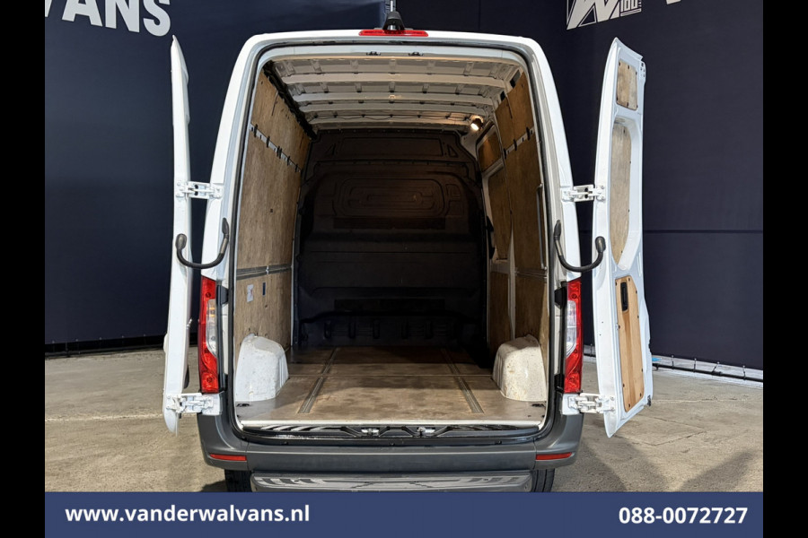 Mercedes-Benz Sprinter 317 CDI 170pk L2H2 Euro6 Airco | Camera | Apple Carplay | Cruisecontrol Android Auto, Stoelverwarming, Chauffeursstoel, Parkeersensoren, Bijrijdersbank
