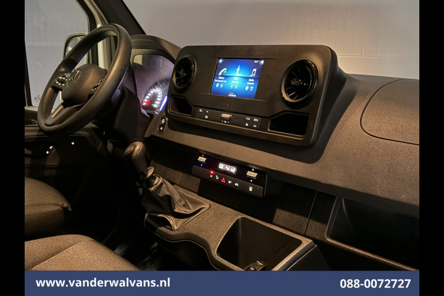 Mercedes-Benz Sprinter 317 CDI 170pk L2H2 Euro6 Airco | Camera | Apple Carplay | Cruisecontrol Android Auto, Stoelverwarming, Chauffeursstoel, Parkeersensoren, Bijrijdersbank
