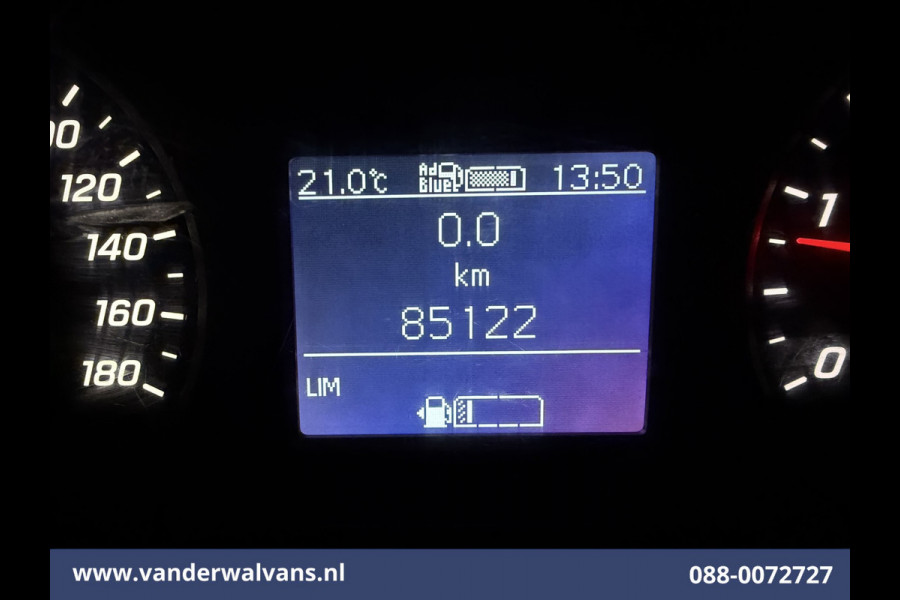 Mercedes-Benz Sprinter 317 CDI 170pk L2H2 Euro6 Airco | Camera | Apple Carplay | Cruisecontrol Android Auto, Stoelverwarming, Chauffeursstoel, Parkeersensoren, Bijrijdersbank