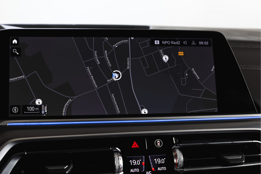 BMW X5 xDrive45e High Executive | S/K-Panodak | Dig. Cockpit | Adapt. Cruise | Stoel-+ Achterbankverw. | PDC | 360 Camera | NAV + App. Connect | ECC | Elek. Klep | Elek. Trekhaak | LM 20" |