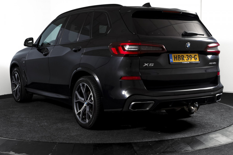BMW X5 xDrive45e High Executive | S/K-Panodak | Dig. Cockpit | Adapt. Cruise | Stoel-+ Achterbankverw. | PDC | 360 Camera | NAV + App. Connect | ECC | Elek. Klep | Elek. Trekhaak | LM 20" |